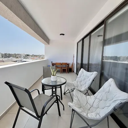 Sealine Lejlighed Larnaca