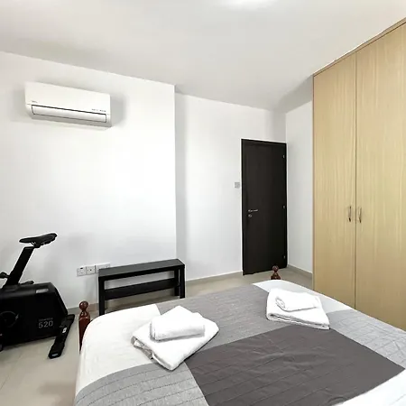 Apartment Sealine Larnaca